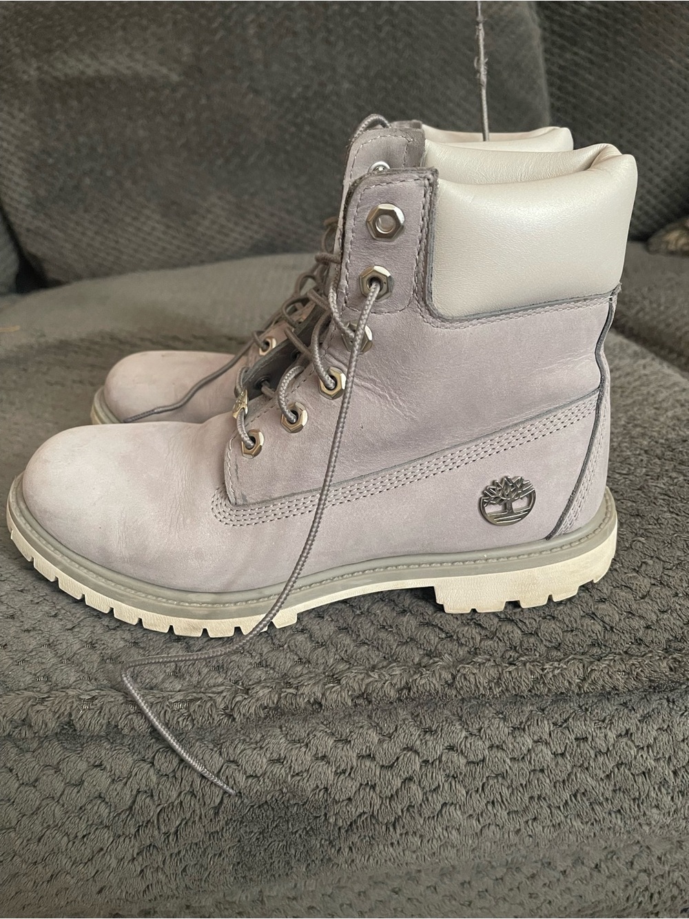 Timberland Women's Pale Gray Nubuck Lace-Up Boots